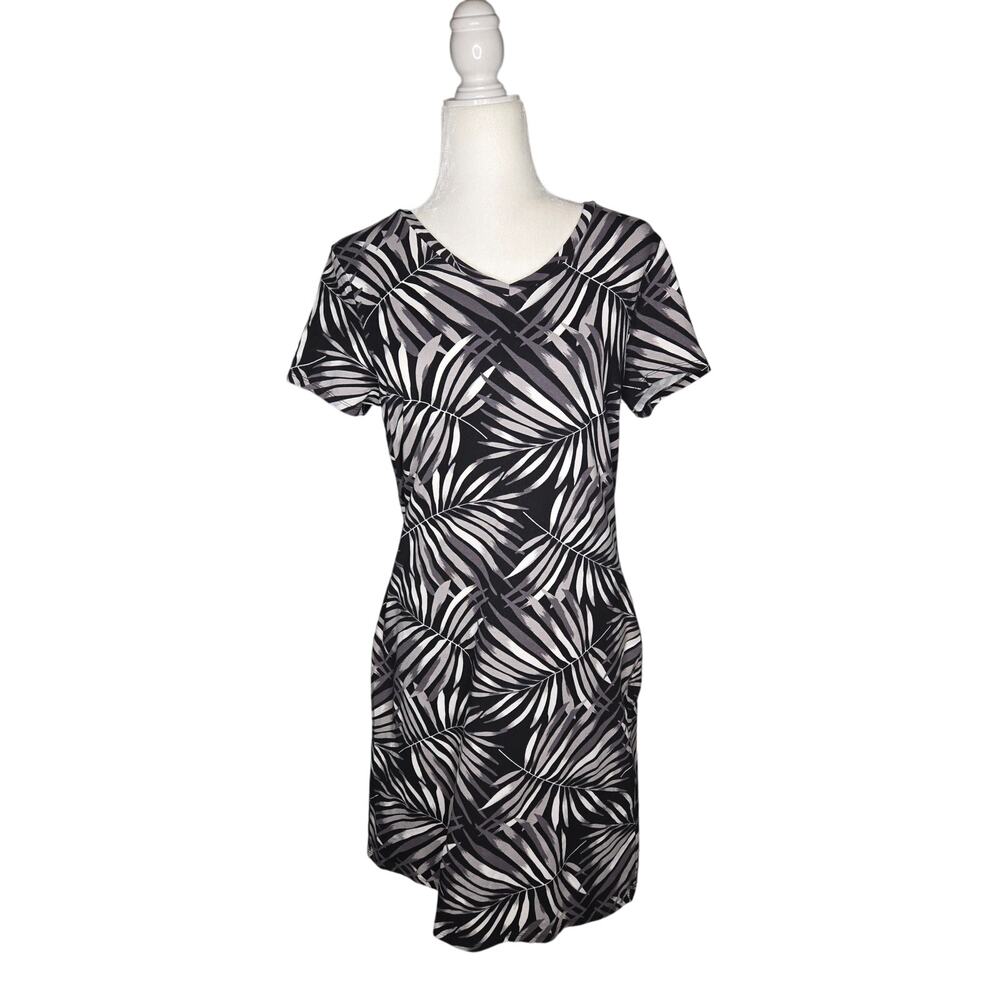 Old Navy T-Shirt Dress Active wear Tropical Beach  Print Size large